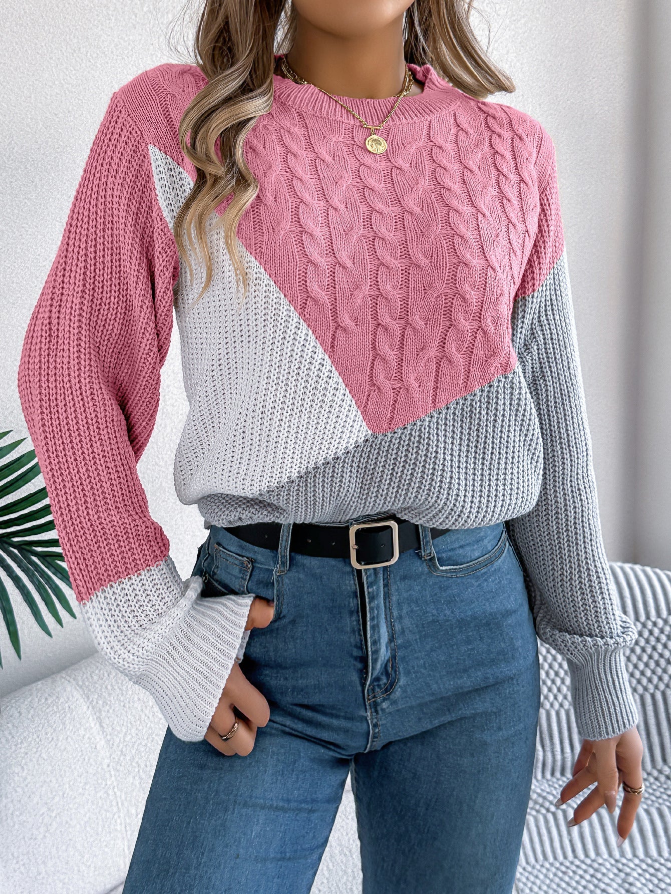 Isla | Contrast Knit Sweater